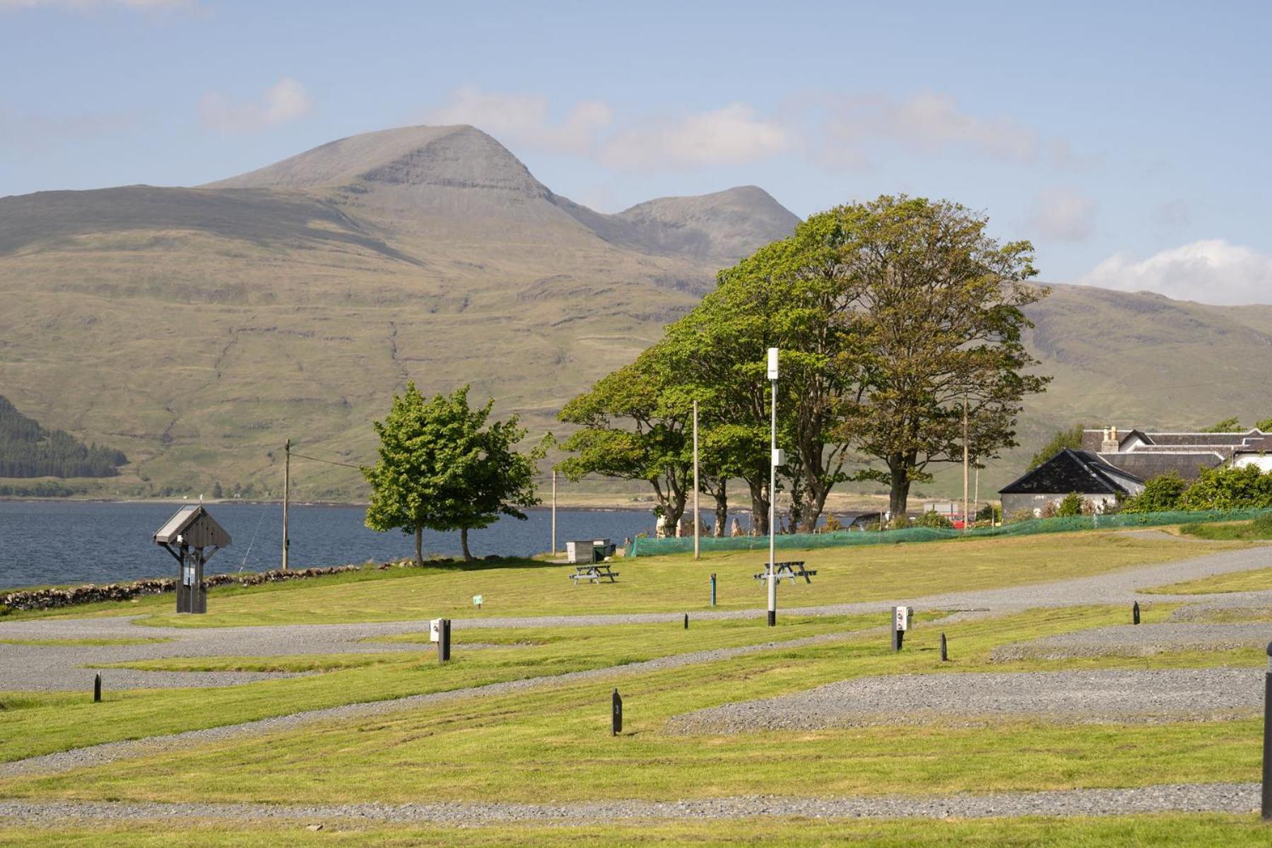 Further Space At Port Nan Gael Isle Of Mull Pennyghael Exterior photo